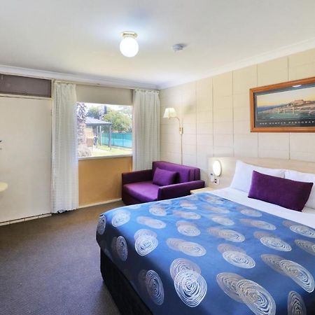 Cootamundra Gardens Motel Экстерьер фото