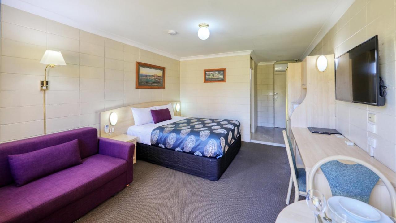 Cootamundra Gardens Motel Экстерьер фото