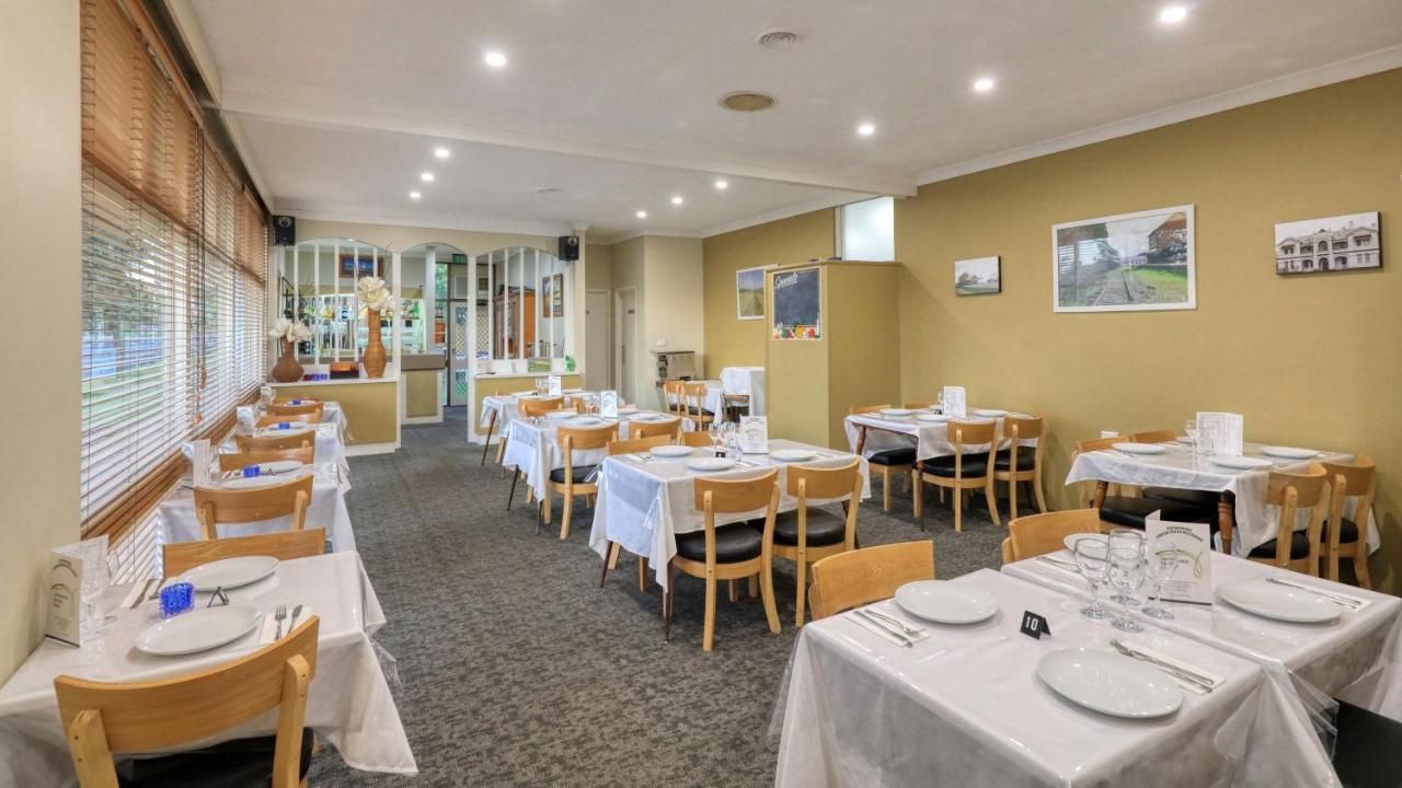 Cootamundra Gardens Motel Экстерьер фото