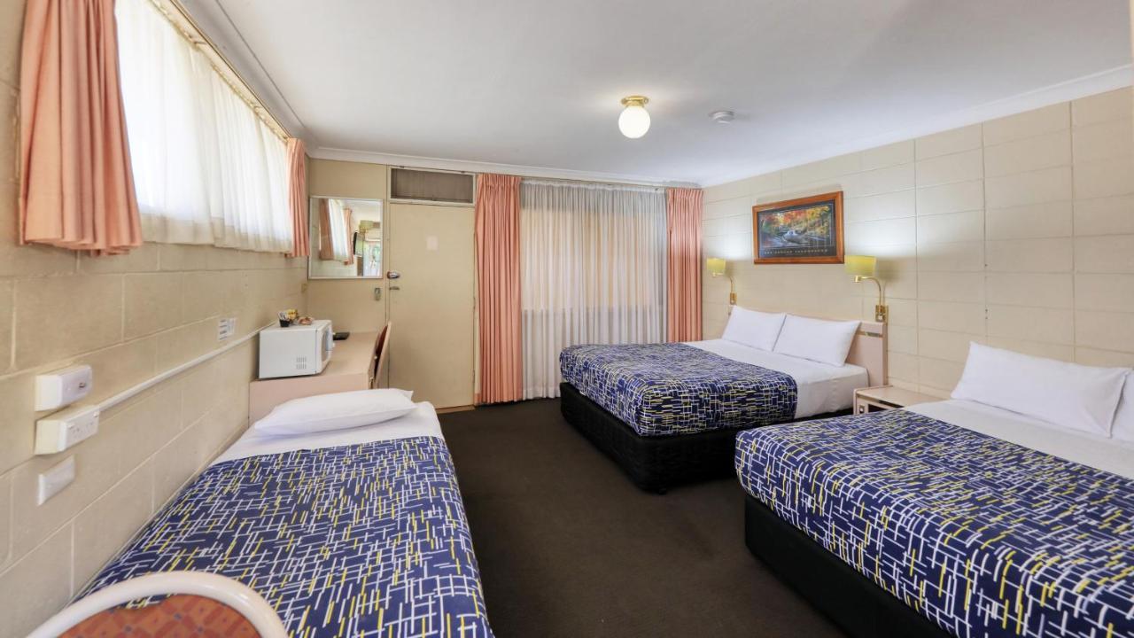 Cootamundra Gardens Motel Экстерьер фото