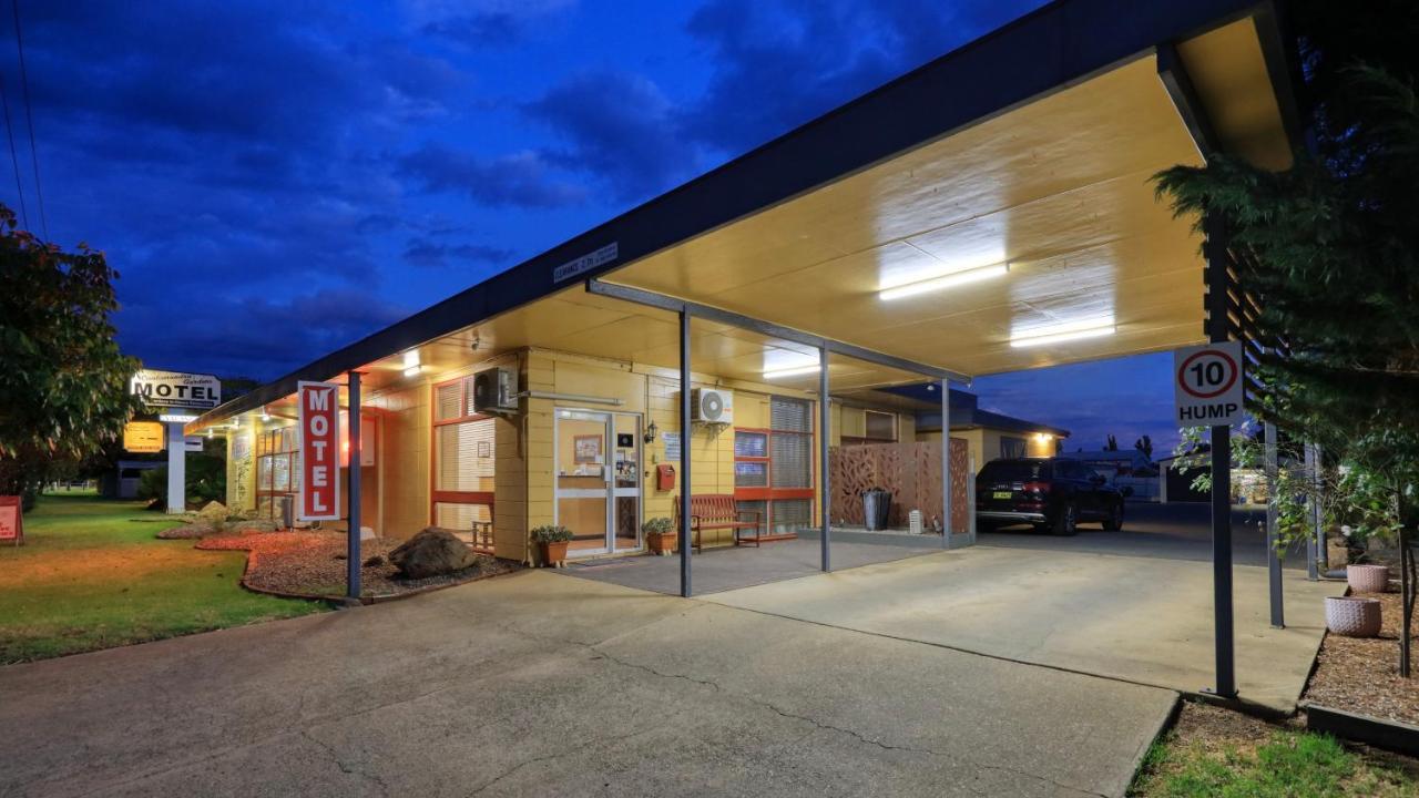 Cootamundra Gardens Motel Экстерьер фото