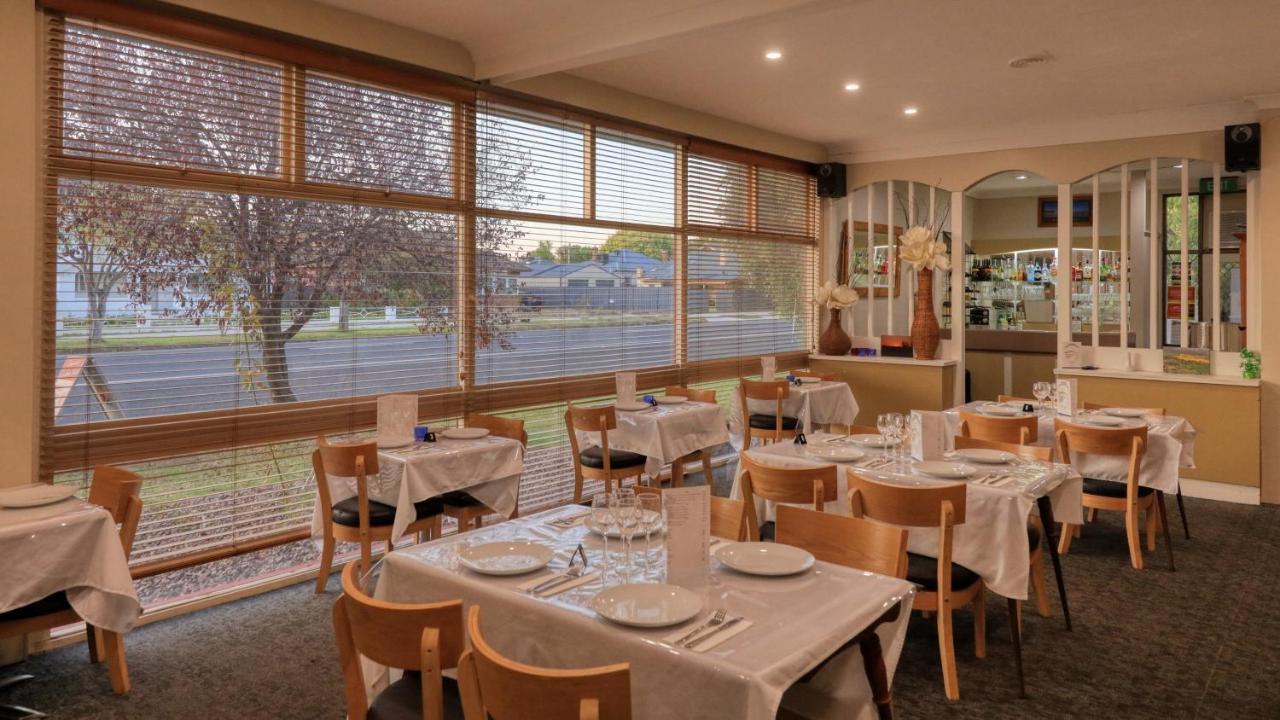 Cootamundra Gardens Motel Экстерьер фото