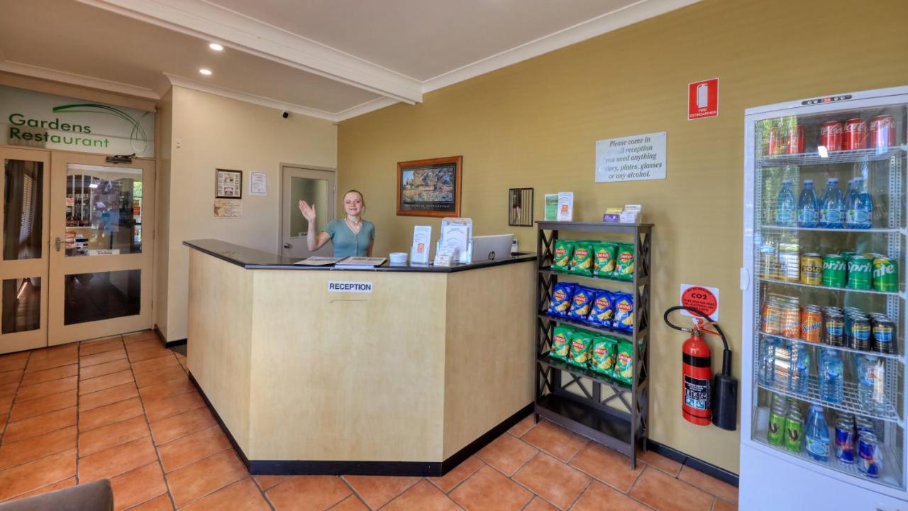 Cootamundra Gardens Motel Экстерьер фото