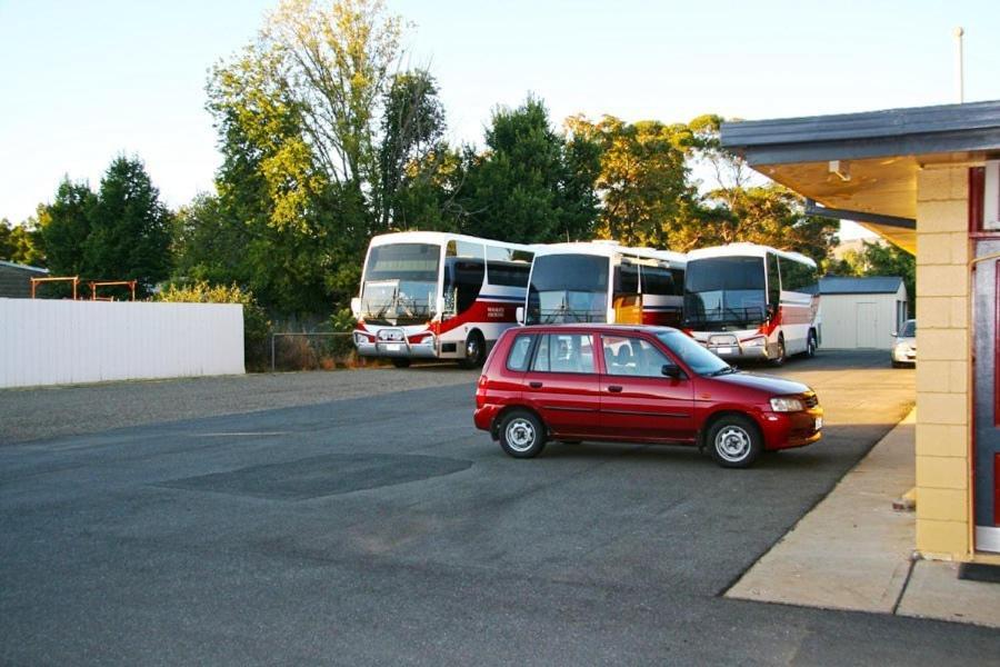 Cootamundra Gardens Motel Экстерьер фото